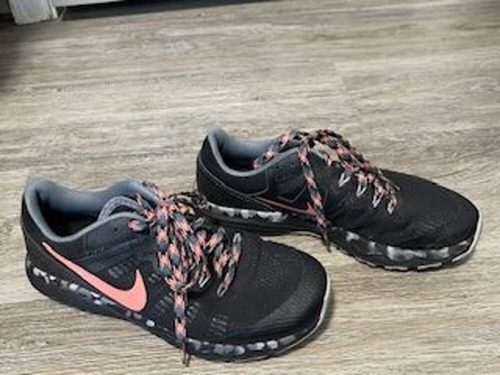 #S139 PRE-LOVED Nike dual fusion trail 2 mesh/synthetic running shoe Women's 7.5